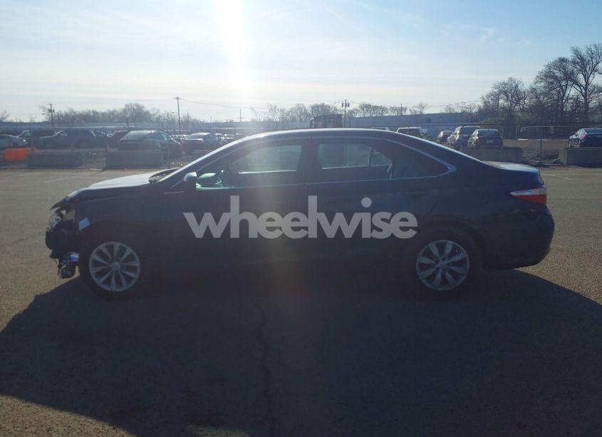 Photo 14 of 2016 Toyota Camry LE (VIN 4T1BF1FK0GU246471)