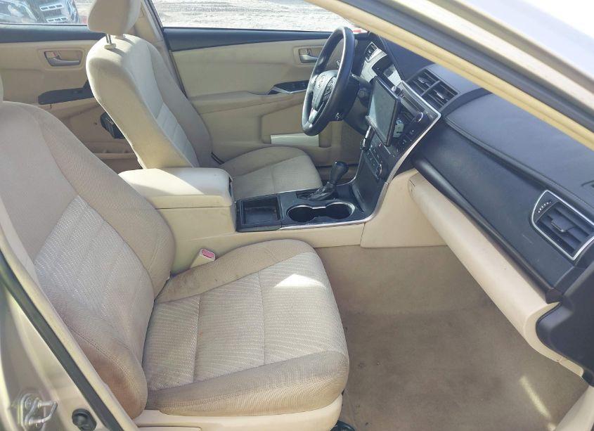Photo 5 of 2016 Toyota Camry LE (VIN 4T1BF1FK0GU247460)