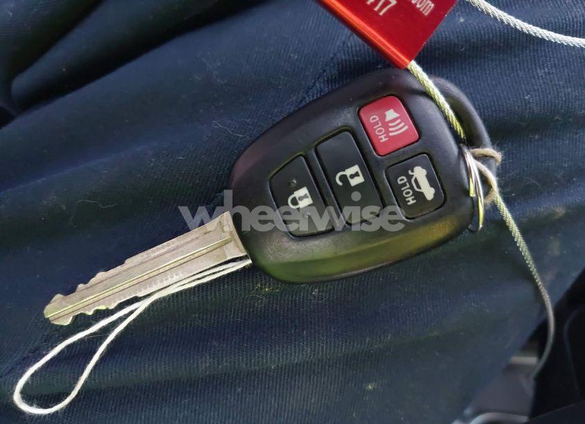 Photo 11 of 2016 Toyota Camry SE (VIN 4T1BF1FK0GU262721)