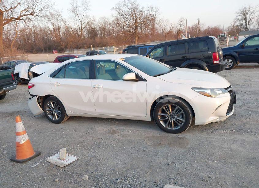 Photo 14 of 2016 Toyota Camry SE (VIN 4T1BF1FK0GU262721)
