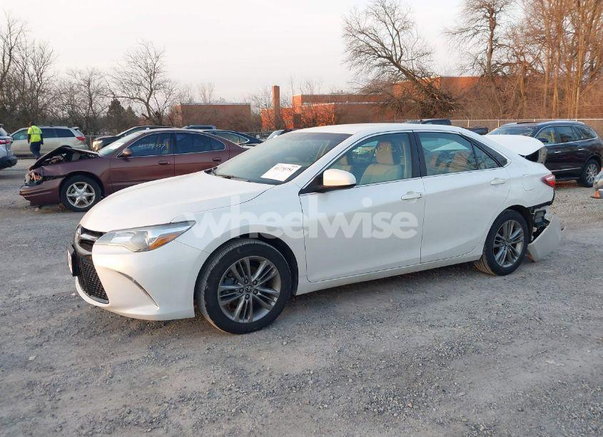 Photo 15 of 2016 Toyota Camry SE (VIN 4T1BF1FK0GU262721)