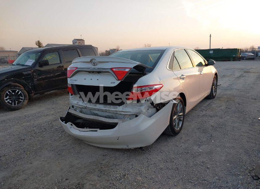 Photo 4 of 2016 Toyota Camry SE (VIN 4T1BF1FK0GU262721)