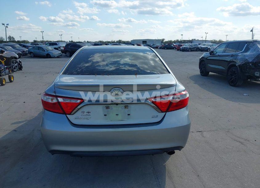 Photo 17 of 2016 Toyota Camry SE (VIN 4T1BF1FK0GU263660)