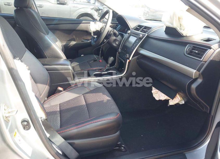 Photo 5 of 2016 Toyota Camry SE (VIN 4T1BF1FK0GU263660)