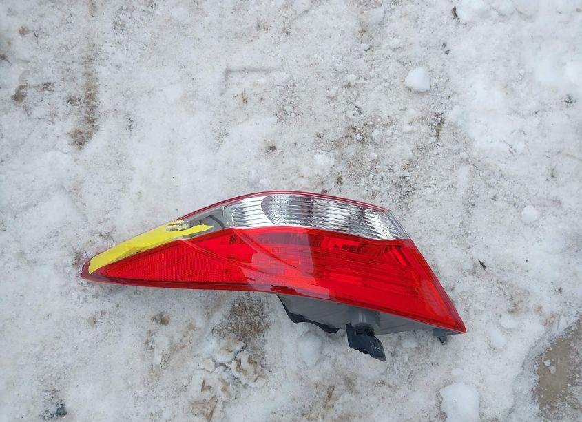 Photo 18 of 2016 Toyota Camry XLE (VIN 4T1BF1FK0GU507243)