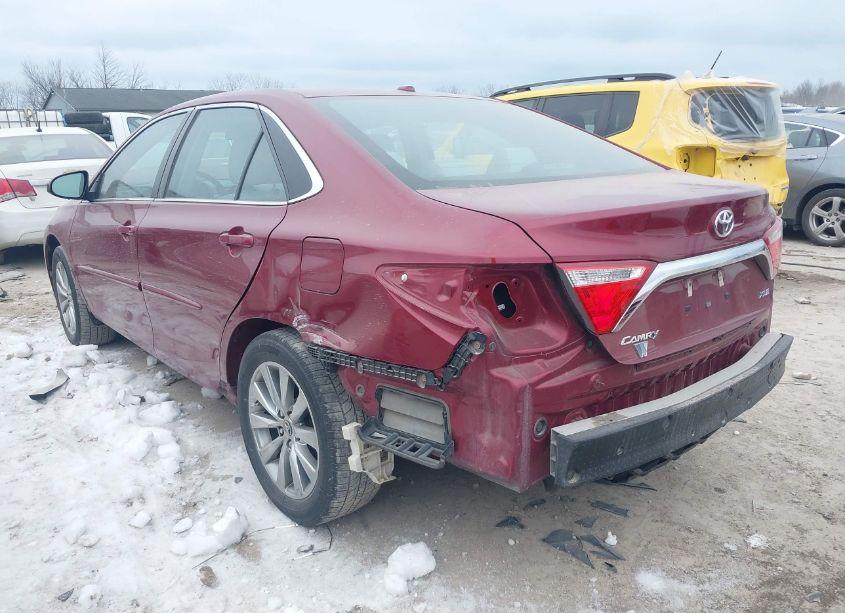 Photo 3 of 2016 Toyota Camry XLE (VIN 4T1BF1FK0GU507243)