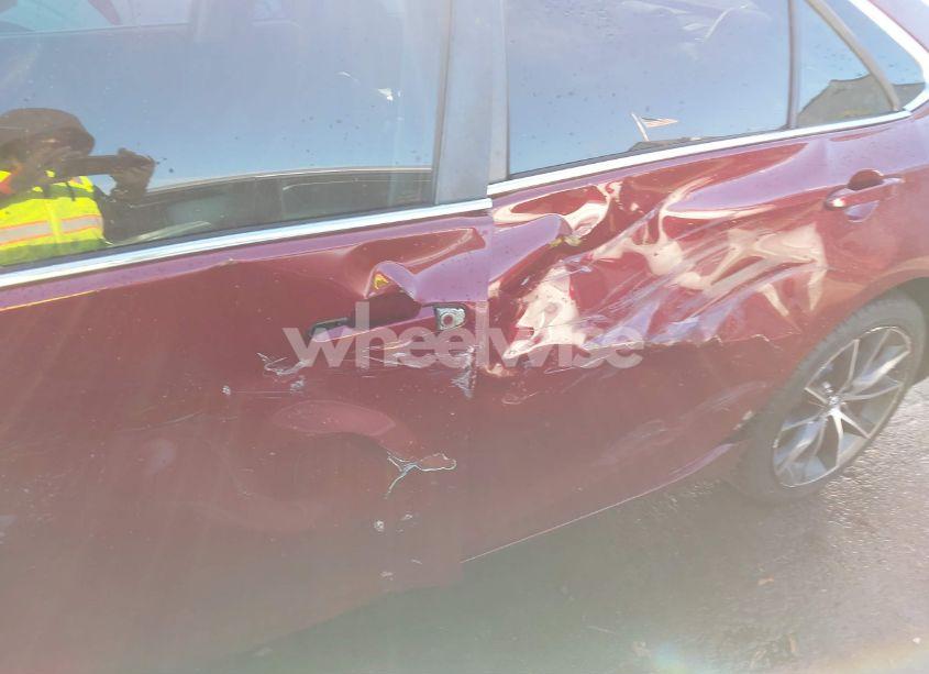 Photo 16 of 2016 Toyota Camry XSE (VIN 4T1BF1FK0GU520803)