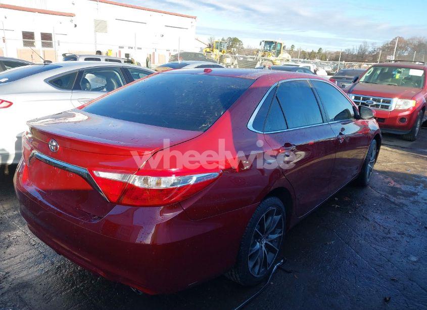 Photo 4 of 2016 Toyota Camry XSE (VIN 4T1BF1FK0GU520803)