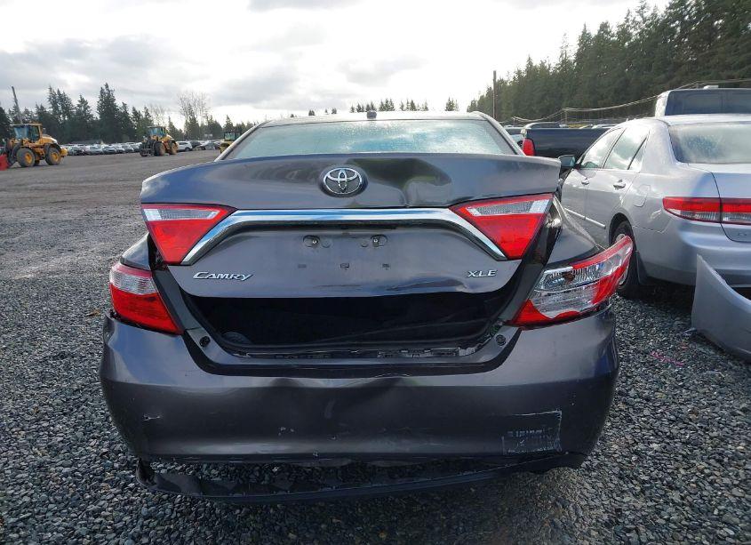 Photo 16 of 2016 Toyota Camry XLE (VIN 4T1BF1FK0GU522082)
