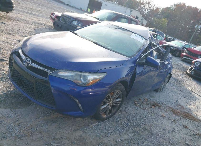 Photo 2 of 2016 Toyota Camry SE (VIN 4T1BF1FK0GU561299)