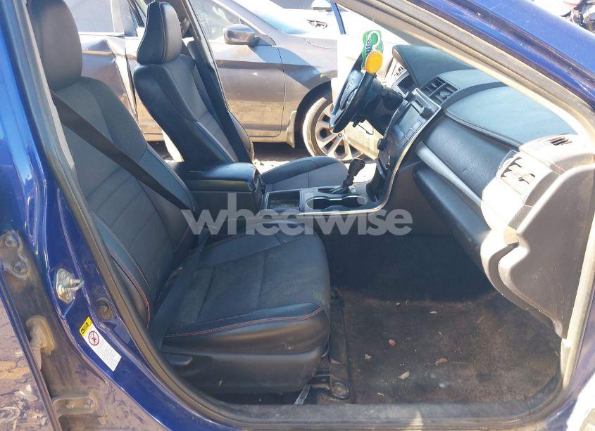 Photo 5 of 2016 Toyota Camry SE (VIN 4T1BF1FK0GU565787)