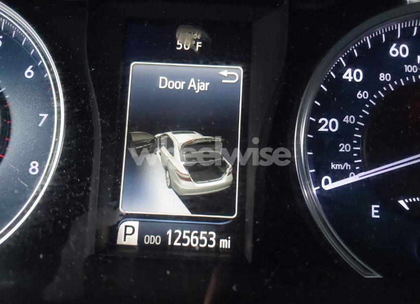 Photo 16 of 2016 Toyota Camry LE (VIN 4T1BF1FK0GU566437)