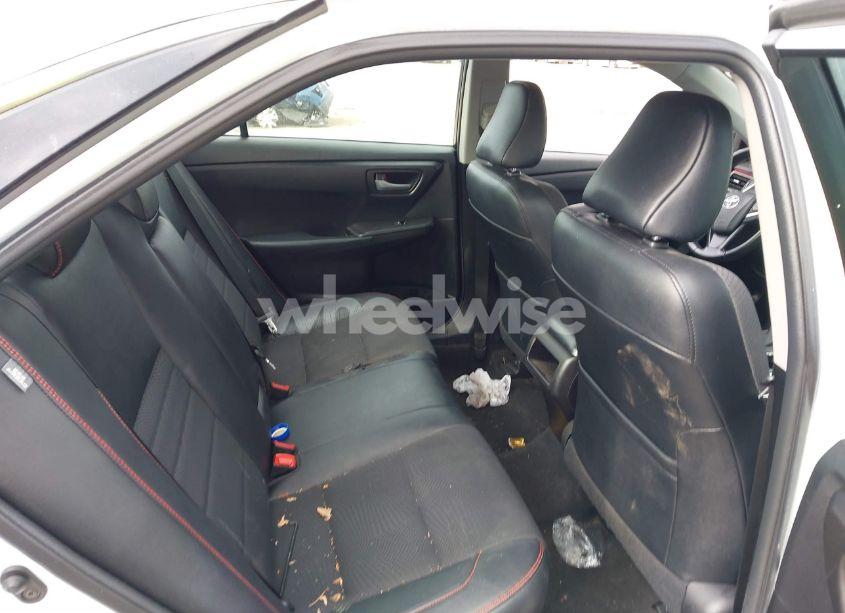 Photo 8 of 2016 Toyota Camry SE (VIN 4T1BF1FK0GU573629)