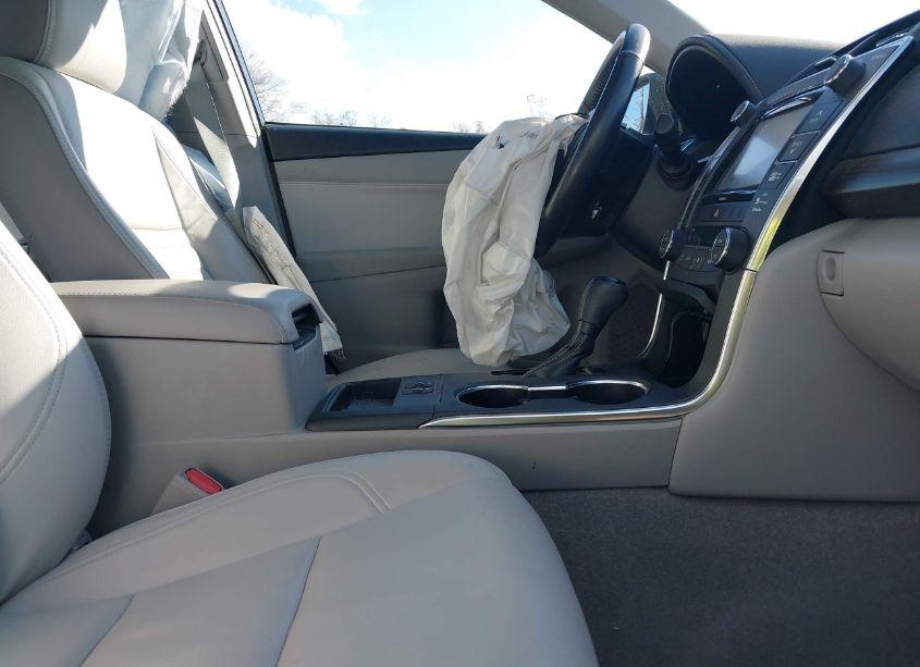 Photo 5 of 2016 Toyota Camry XLE (VIN 4T1BF1FK0GU578121)