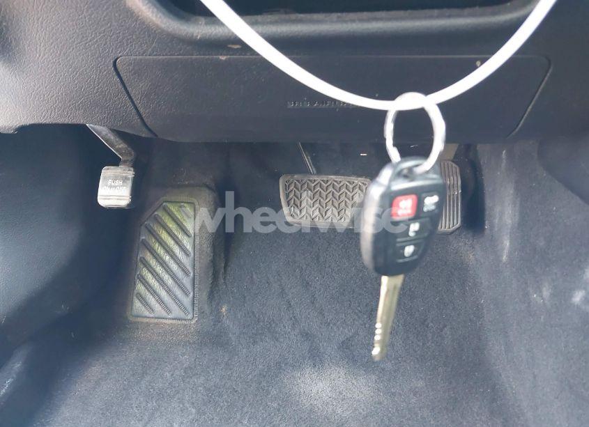 Photo 11 of 2016 Toyota Camry SE (VIN 4T1BF1FK0GU591564)