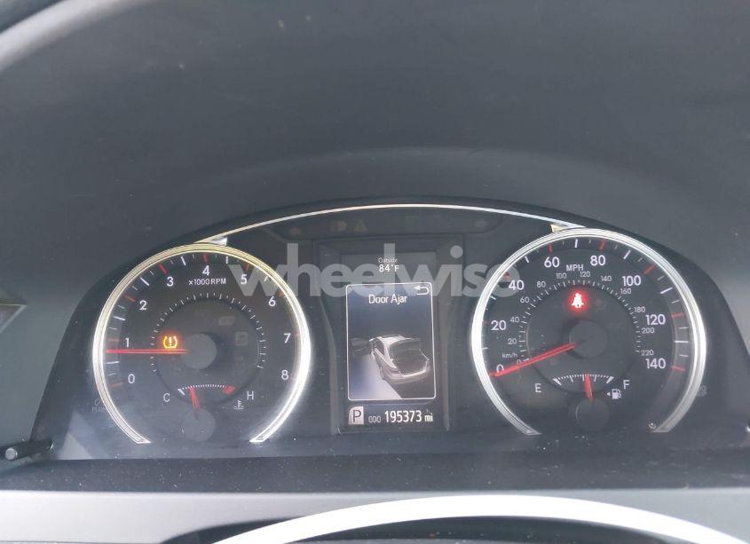 Photo 16 of 2016 Toyota Camry SE (VIN 4T1BF1FK0GU591564)