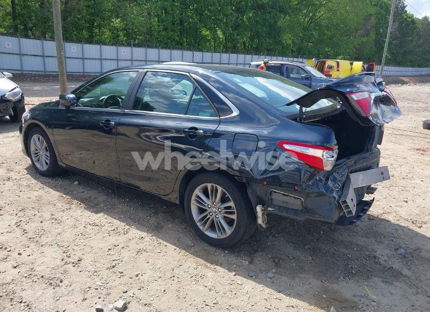 Photo 3 of 2016 Toyota Camry SE (VIN 4T1BF1FK0GU591564)