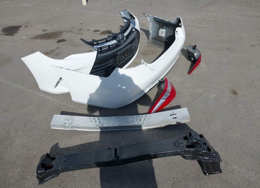 Photo 12 of 2016 Toyota Camry LE (VIN 4T1BF1FK0GU601249)