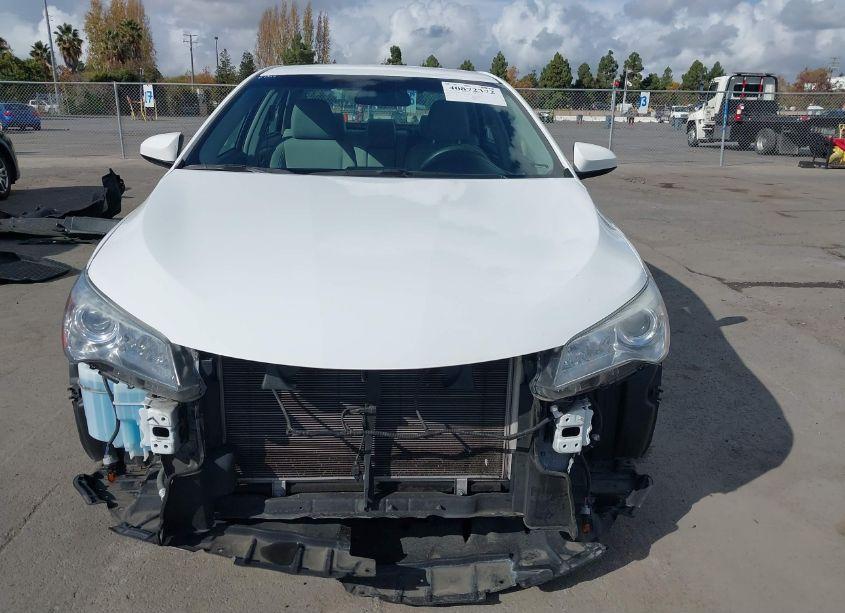 Photo 13 of 2016 Toyota Camry LE (VIN 4T1BF1FK0GU601249)