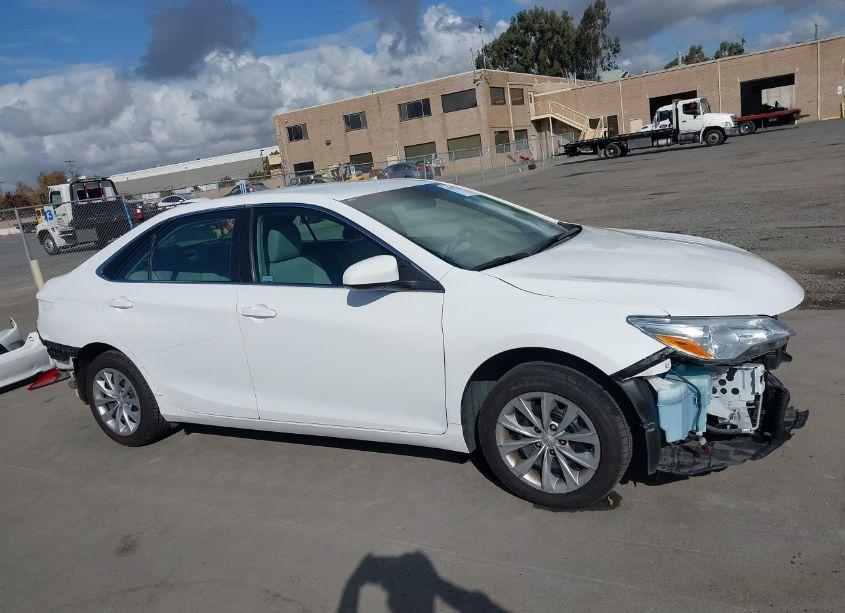 Photo 14 of 2016 Toyota Camry LE (VIN 4T1BF1FK0GU601249)