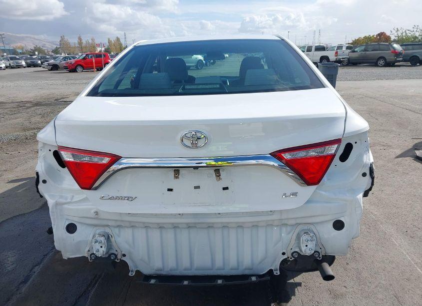 Photo 17 of 2016 Toyota Camry LE (VIN 4T1BF1FK0GU601249)