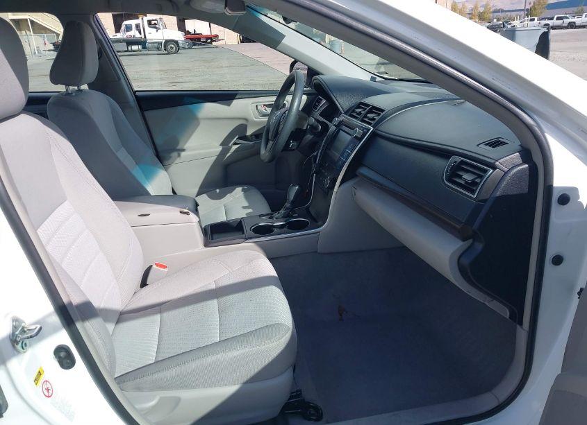 Photo 5 of 2016 Toyota Camry LE (VIN 4T1BF1FK0GU601249)