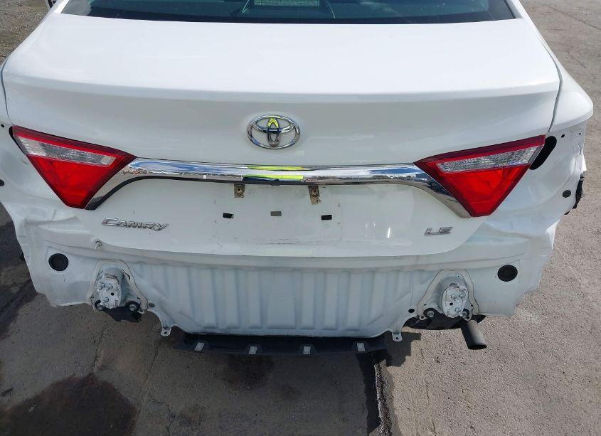 Photo 6 of 2016 Toyota Camry LE (VIN 4T1BF1FK0GU601249)
