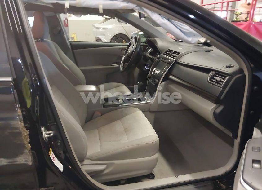 Photo 5 of 2017 Toyota Camry LE (VIN 4T1BF1FK0HU275311)