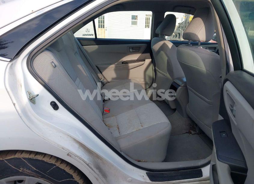 Photo 8 of 2017 Toyota Camry LE (VIN 4T1BF1FK0HU289807)