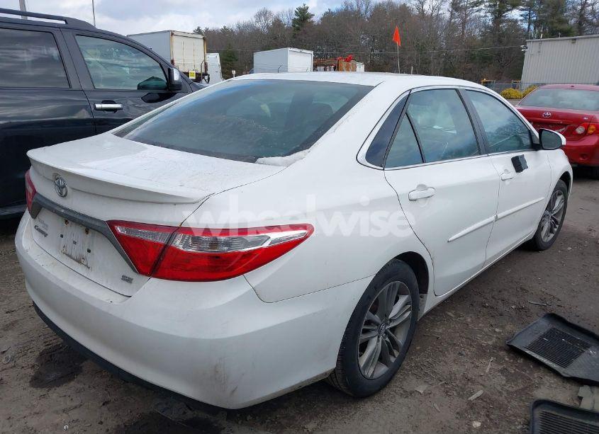 Photo 4 of 2017 Toyota Camry SE (VIN 4T1BF1FK0HU293873)