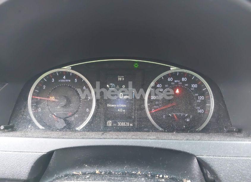 Photo 7 of 2017 Toyota Camry SE (VIN 4T1BF1FK0HU293873)