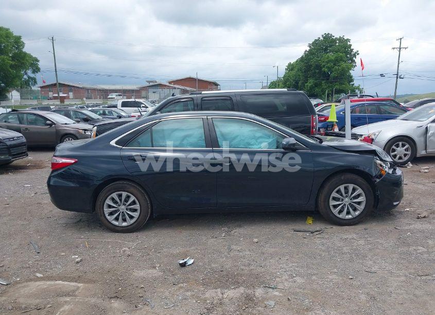 Photo 13 of 2017 Toyota Camry LE (VIN 4T1BF1FK0HU296031)