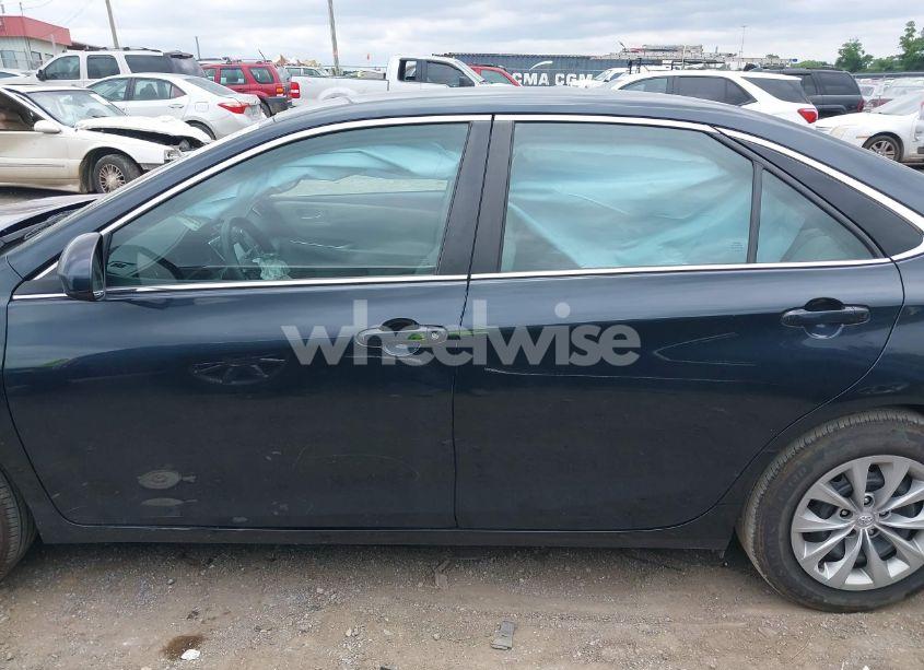 Photo 14 of 2017 Toyota Camry LE (VIN 4T1BF1FK0HU296031)