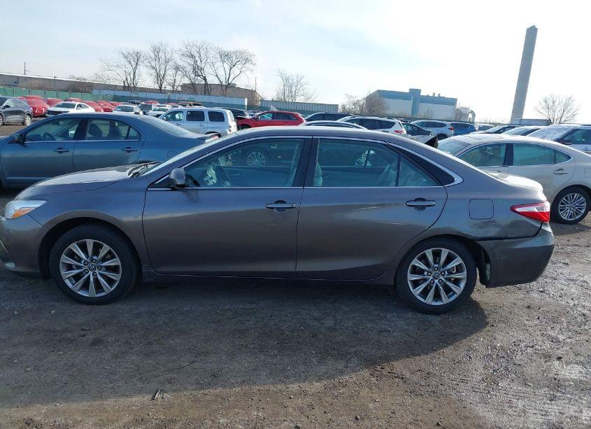 Photo 14 of 2017 Toyota Camry XLE (VIN 4T1BF1FK0HU320506)