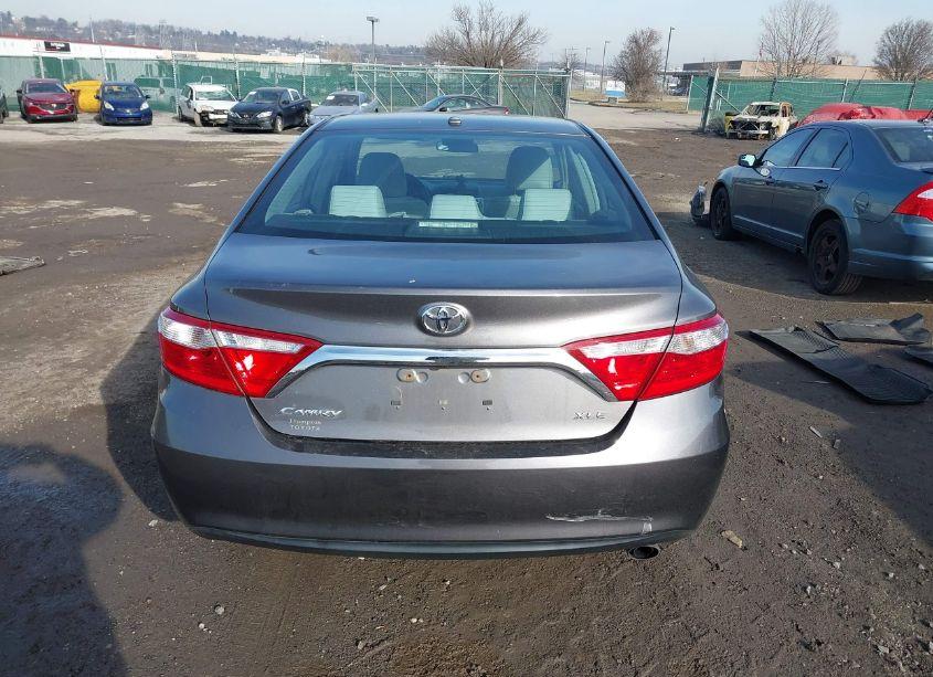 Photo 16 of 2017 Toyota Camry XLE (VIN 4T1BF1FK0HU320506)