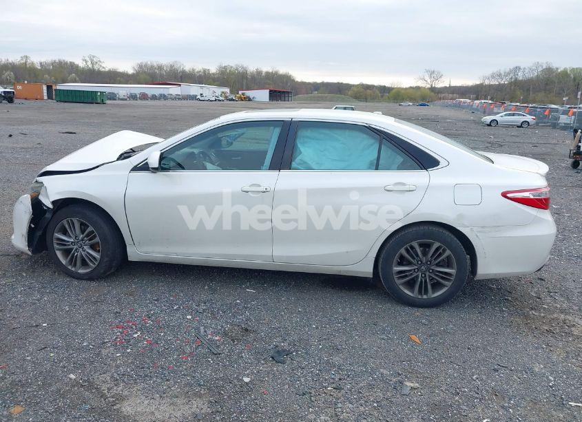 Photo 13 of 2017 Toyota Camry SE (VIN 4T1BF1FK0HU330534)