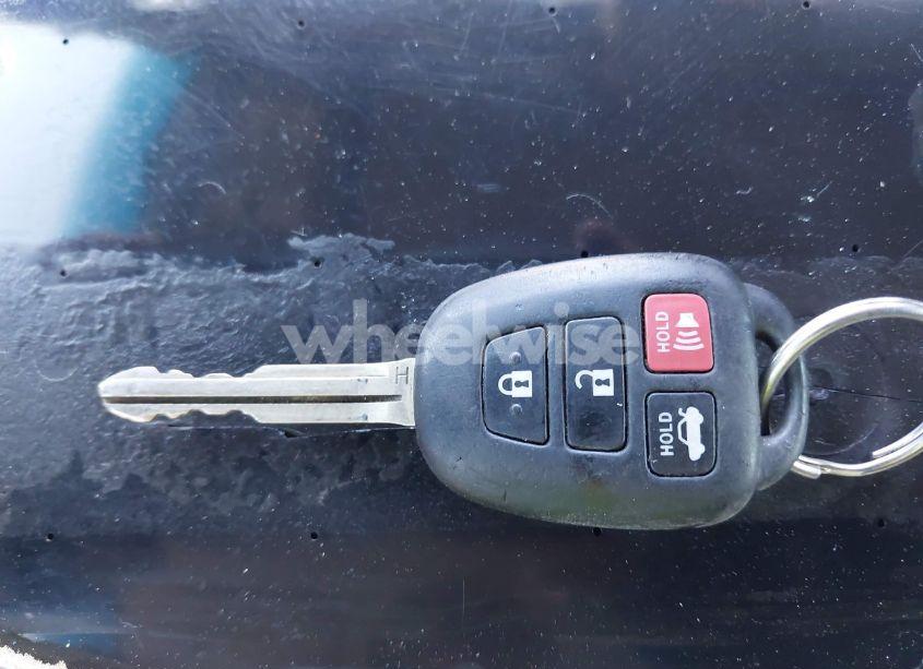 Photo 11 of 2017 Toyota Camry SE (VIN 4T1BF1FK0HU333353)