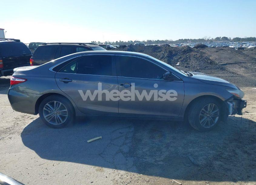 Photo 14 of 2017 Toyota Camry SE (VIN 4T1BF1FK0HU333353)