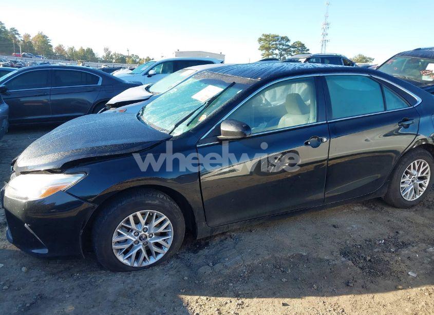 Photo 14 of 2017 Toyota Camry LE (VIN 4T1BF1FK0HU352761)