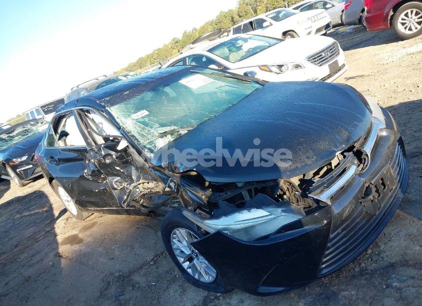 Photo 6 of 2017 Toyota Camry LE (VIN 4T1BF1FK0HU352761)