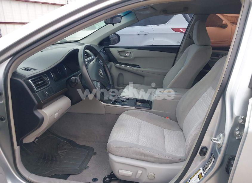 Photo 17 of 2017 Toyota Camry LE (VIN 4T1BF1FK0HU371293)