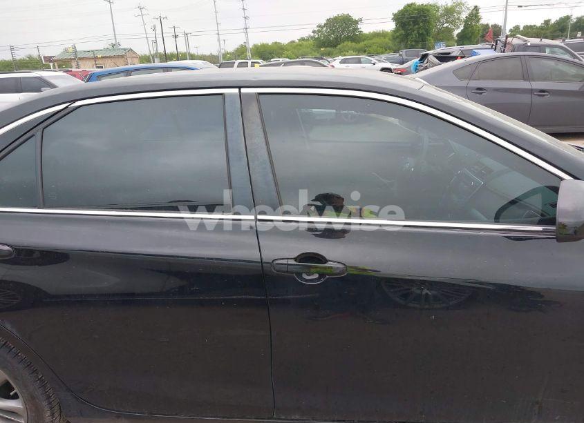 Photo 13 of 2017 Toyota Camry SE (VIN 4T1BF1FK0HU388403)