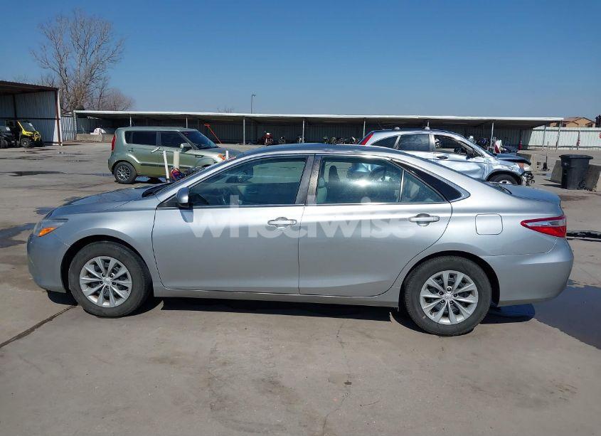 Photo 14 of 2017 Toyota Camry LE (VIN 4T1BF1FK0HU391480)