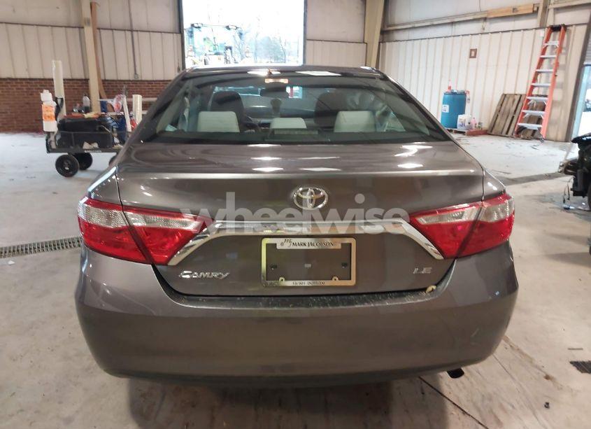 Photo 16 of 2017 Toyota Camry LE (VIN 4T1BF1FK0HU400811)