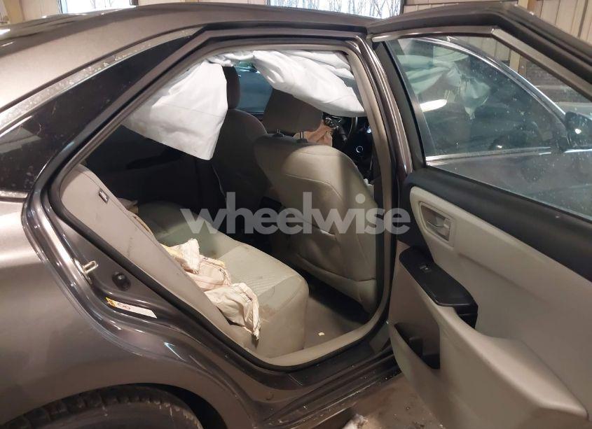 Photo 8 of 2017 Toyota Camry LE (VIN 4T1BF1FK0HU400811)