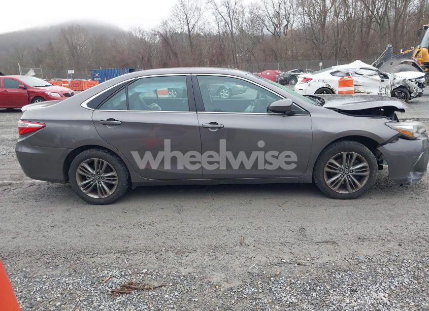 Photo 13 of 2017 Toyota Camry SE (VIN 4T1BF1FK0HU402350)