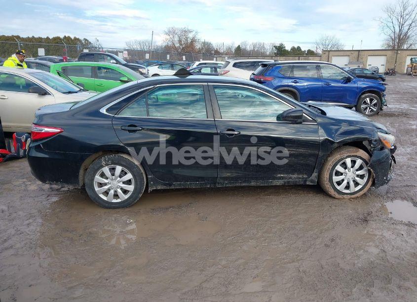 Photo 13 of 2017 Toyota Camry LE (VIN 4T1BF1FK0HU407676)