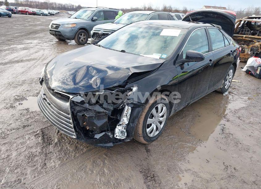 Photo 2 of 2017 Toyota Camry LE (VIN 4T1BF1FK0HU407676)