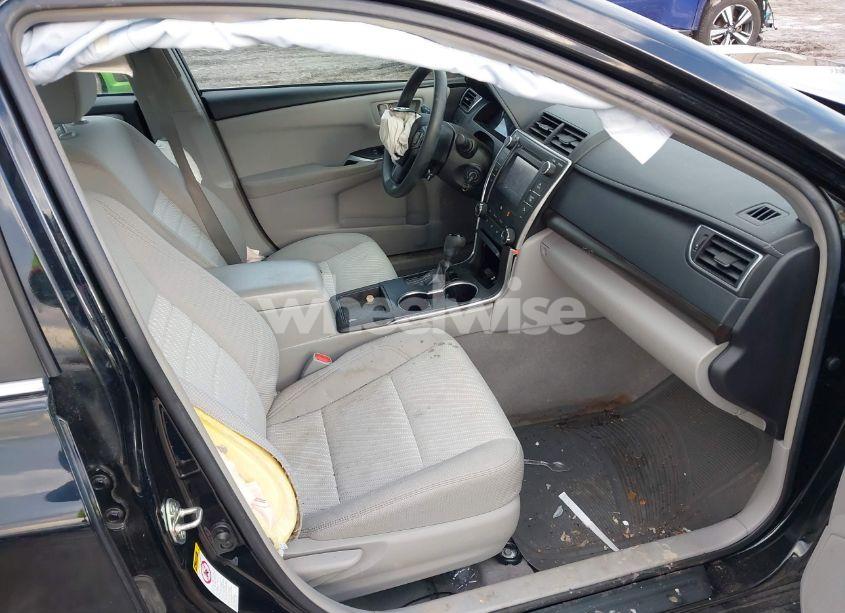 Photo 5 of 2017 Toyota Camry LE (VIN 4T1BF1FK0HU407676)