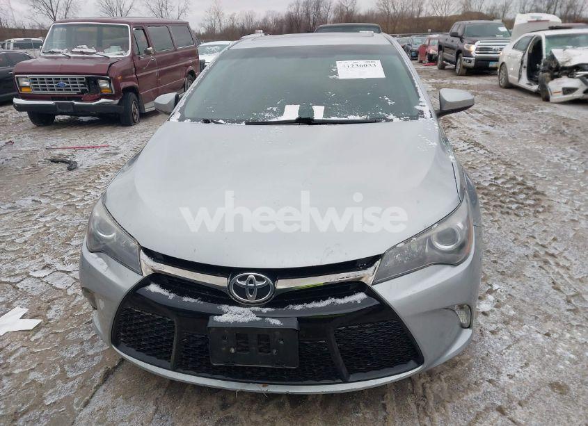 Photo 12 of 2017 Toyota Camry SE (VIN 4T1BF1FK0HU414868)